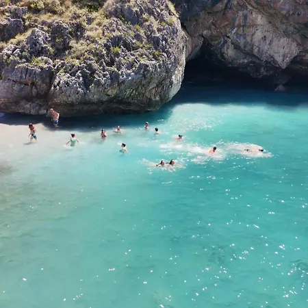 Bed & Breakfast Macondo *