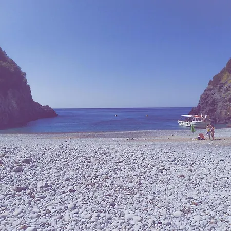 Oda ve Kahvaltı Macondo *